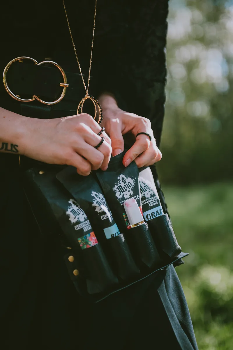 Mojo Disposable Vapes